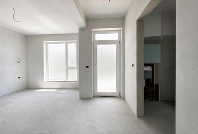 Duplex cu 4 camere cu Canalizare în Moșnița Nouă - 3