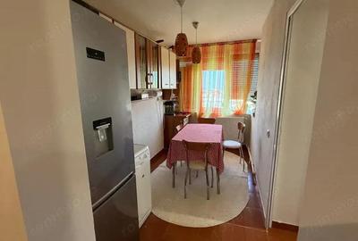Apartament cu 4 camere decomandat, mobilat în Sărari - 2