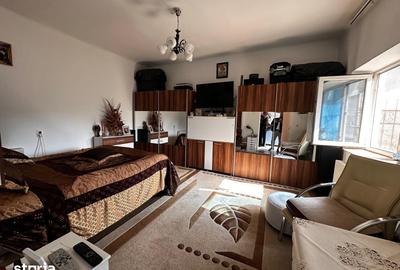 Casă cu 5 camere cu Teren 300 Mp în Ultracentral