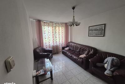 Apartament cu 3 camere în Precista