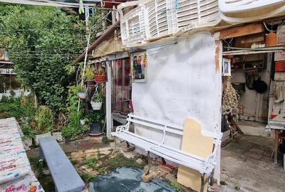 Casă cu Teren 343 Mp în Central