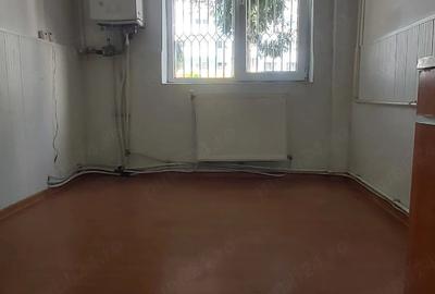 Spațiu comercial, de 55 mp, în Central