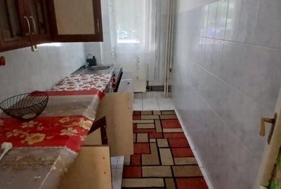 Apartament cu 2 camere semidecomandat în Cornișa - 2