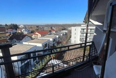 Apartament cu 2 camere semidecomandat, mobilat în Central