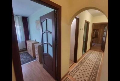 Apartament cu 2 camere decomandat în Energiei - 6