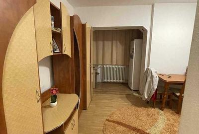 Apartament cu 2 camere decomandat în Central - 1