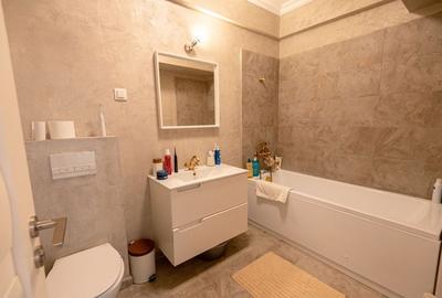 Apartament cu 3 camere decomandat în Faleză - 1