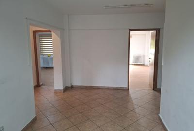 Apartament cu 3 camere decomandat în Alba Iulia - 8