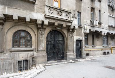 Apartament cu 4 camere în Central - 1