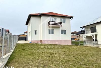 Casă cu 7 camere cu Teren 727 Mp în Central - 3