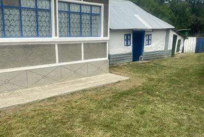 Casă cu 3 camere în Săpata - 4