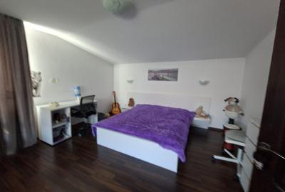 Casă cu 4 camere în Mogoșoaia - 3