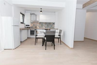 Apartament cu 2 camere semidecomandat, mobilat în Băneasa - 4