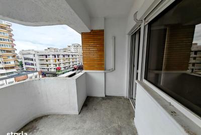 Apartament cu 3 camere decomandat, mobilat în Șerbănești