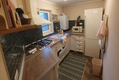 Apartament cu 3 camere decomandat în Ampoi 3 - 5
