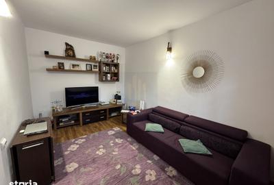 Casă cu 7 camere cu Teren 268 Mp în Regie