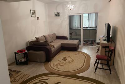 Apartament cu 2 camere semidecomandat în Dămăroaia