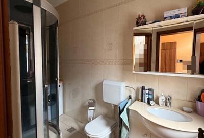 Casă cu 3 camere cu Teren 385 Mp în Central