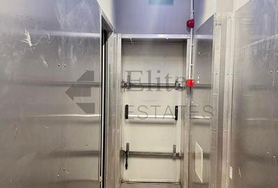 Spațiu comercial, de 90 mp, în Central