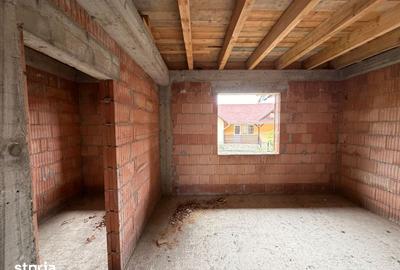 Casă cu 7 camere cu Teren 1052 Mp în Central - 14