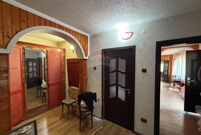 Casă individuală cu 9 camere cu Teren 500 Mp în Nord - 22