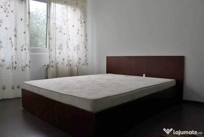 Apartament cu 2 camere decomandat în Independenței