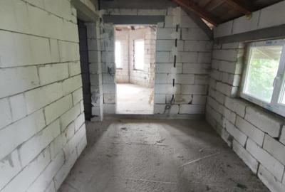 Casă cu 5 camere cu Teren 4400 Mp în Central - 17