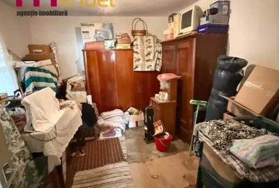 Casă cu 4 camere cu Teren 226 Mp în Central