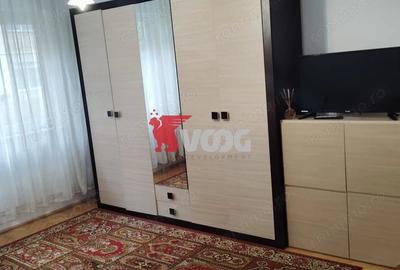Apartament cu 3 camere semidecomandat în Spitalul Județean