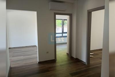 Garsonieră decomandată în Micro 17 - 9