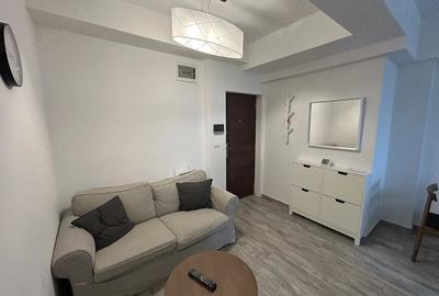 Apartament cu 3 camere semidecomandat în Alfa