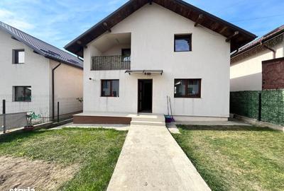 Casă cu 4 camere în Central