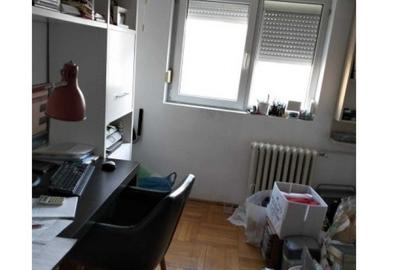 Apartament cu 4 camere semidecomandat în Tineretului - 4