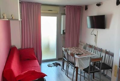Apartament cu 2 camere decomandat în E3 - 1
