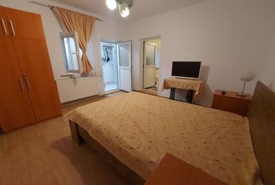 Casă cu 3 camere cu Teren 130 Mp în Coiciu