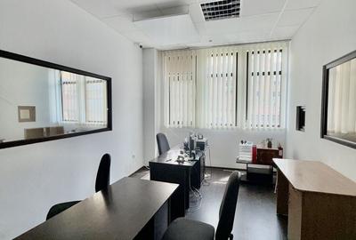 Spațiu comercial, de 144 mp, în Central