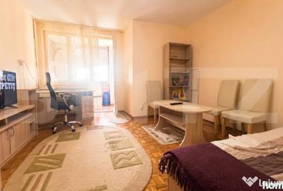 Garsonieră semidecomandată în Rogerius