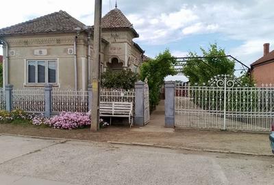 Casă cu 4 camere în Ciupercenii Vechi - 1