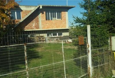 Teren de 2947 mp, în Central - 6