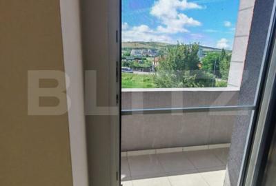 Apartament cu 3 camere decomandat în Independenței
