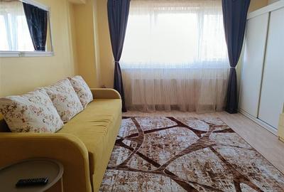 Apartament cu 2 camere semidecomandat, mobilat în Turnișor