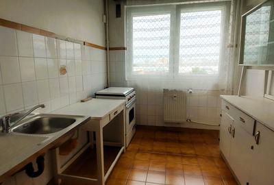 Apartament cu 2 camere semidecomandat în Dristor - 13
