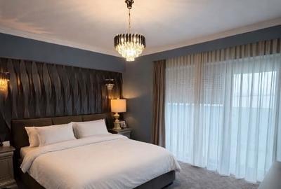 Apartament cu 2 camere decomandat, mobilat în Central