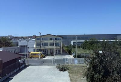 Spațiu comercial, de 996 mp, în Nord
