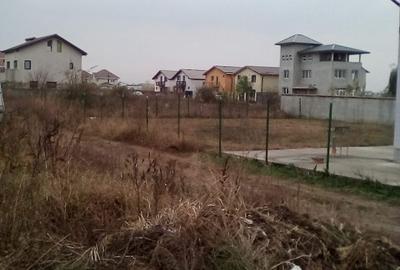 Teren Construcții intravilan de 500 mp, în Militari