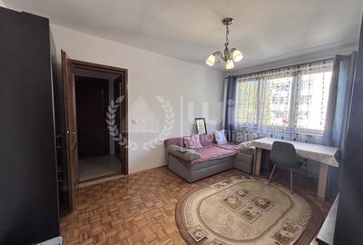 Apartament cu 2 camere semidecomandat, mobilat în Gheorgheni