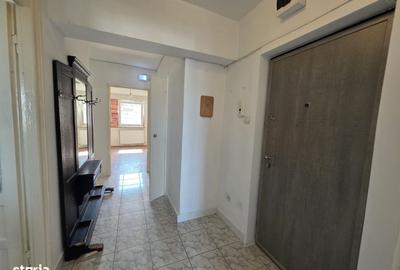 Apartament cu 3 camere decomandat în Decebal