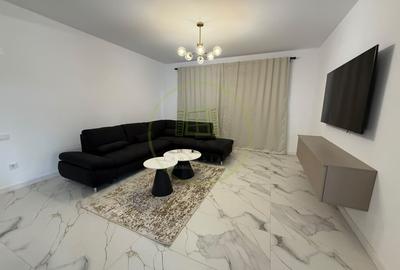 Apartament cu 3 camere decomandat, mobilat în Exterior Est