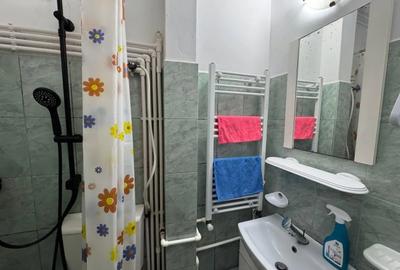 Garsonieră decomandată în Valea Lupului