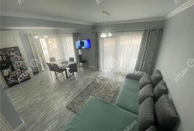 Duplex cu 5 camere cu Canalizare în Central - 3